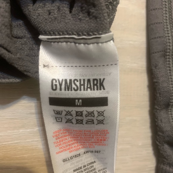 Gymshark grey 3/4 ankle leggings - Picture 2 of 2